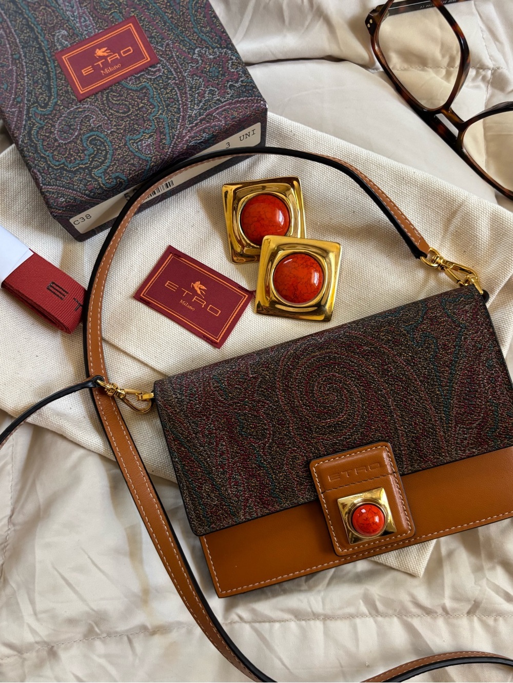 Etro Milano Paisley Crossbody Tan Leather Red Stone Gold Matching Earrings Boho